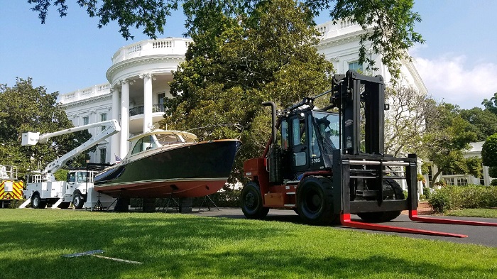 Big Red at White House - sm